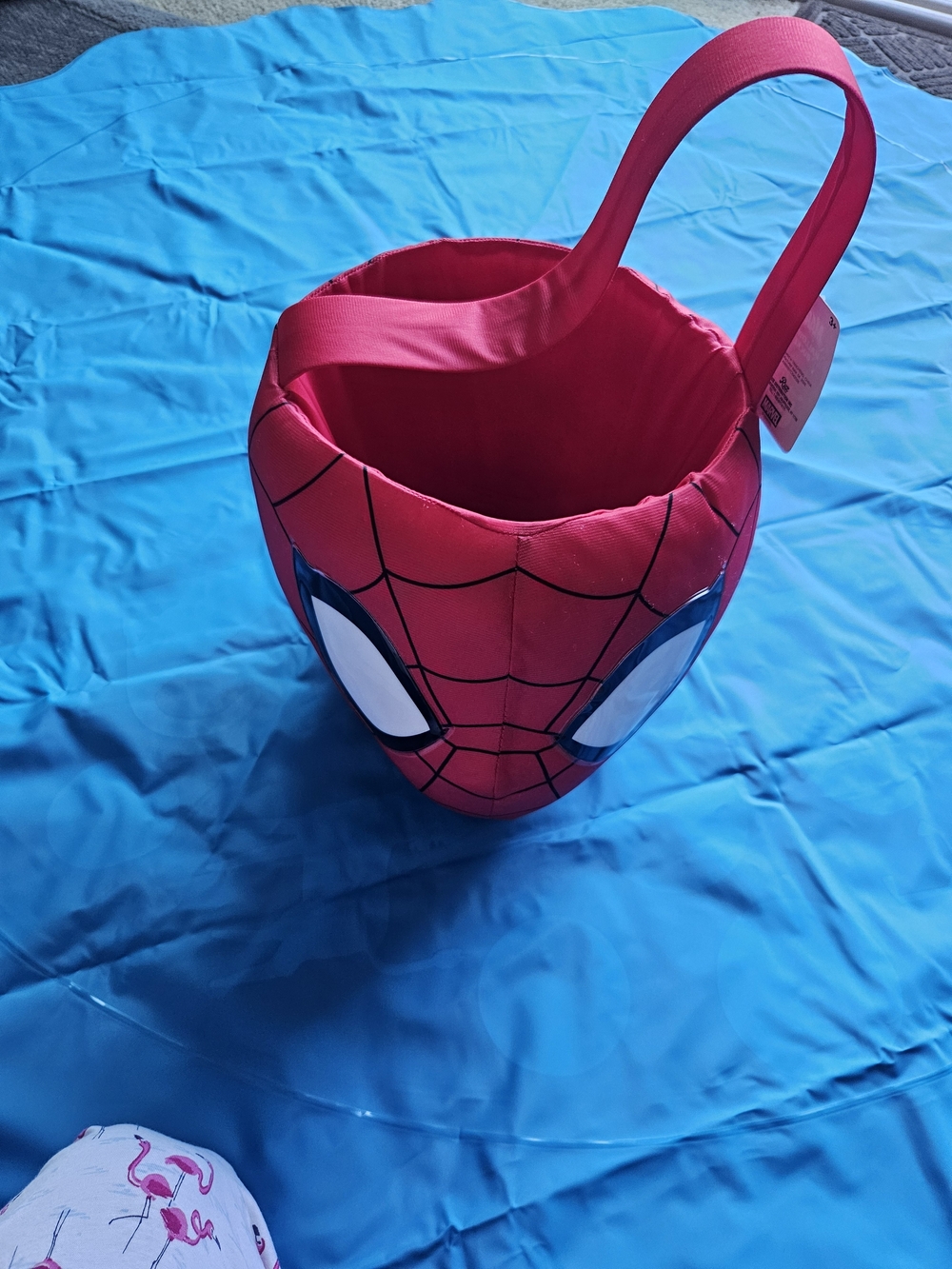 Marvel Spider-Man Halloween Treat Basket - Picture 9 of 9